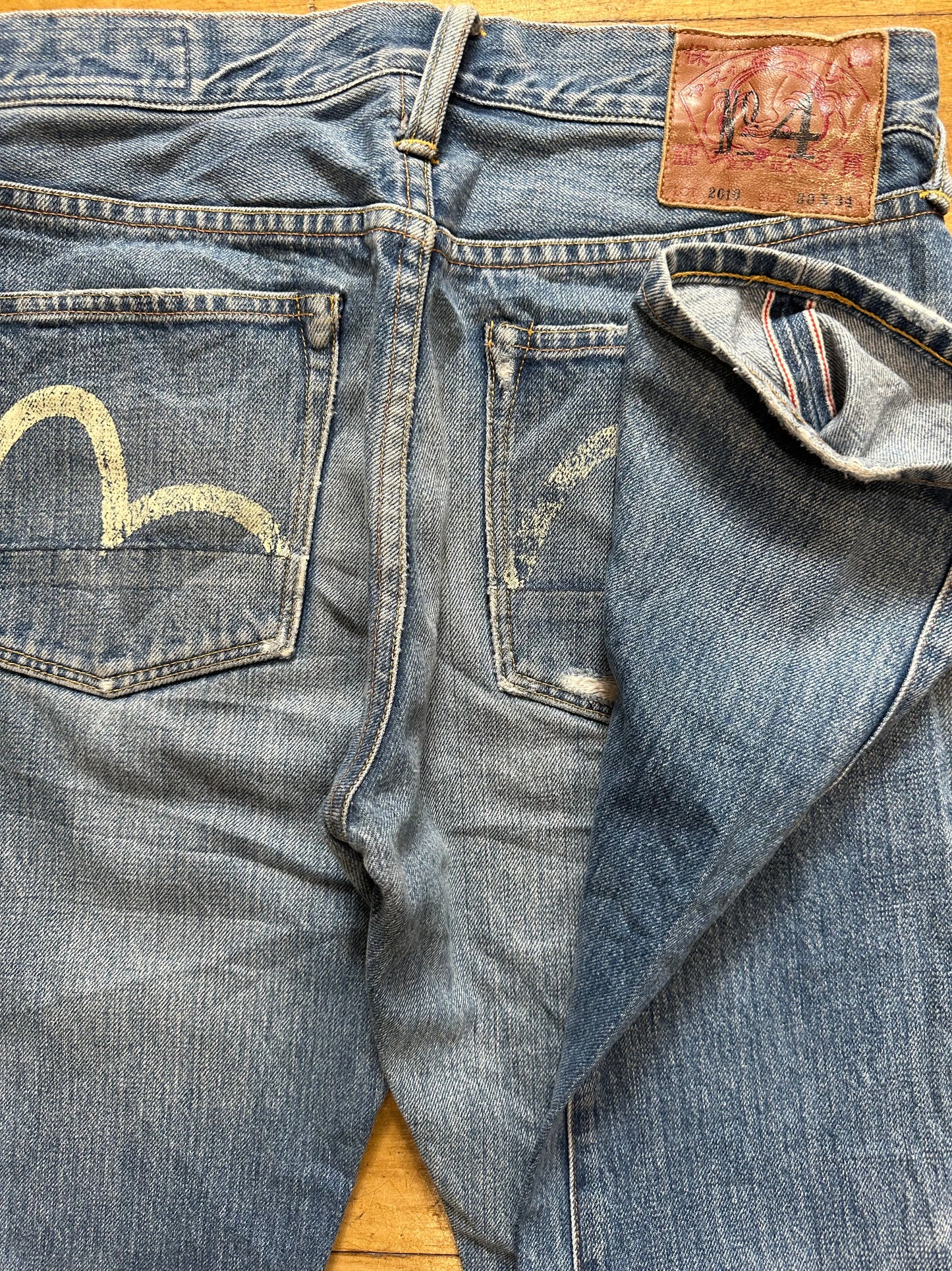 JEAN EVISU DAICOCK - W30 X L32 - BELYBENT