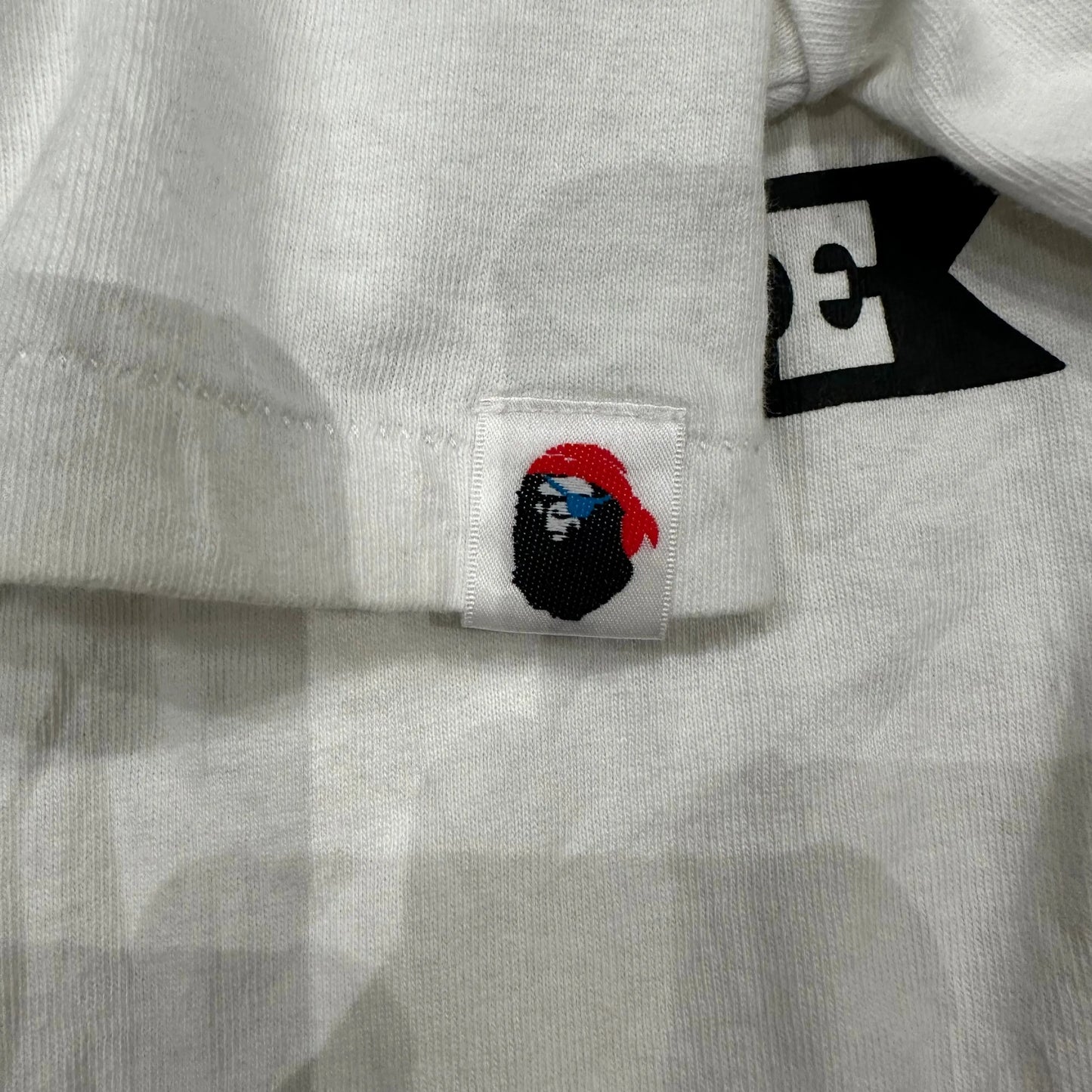 T-SHIRT BAPE - M BAPE
