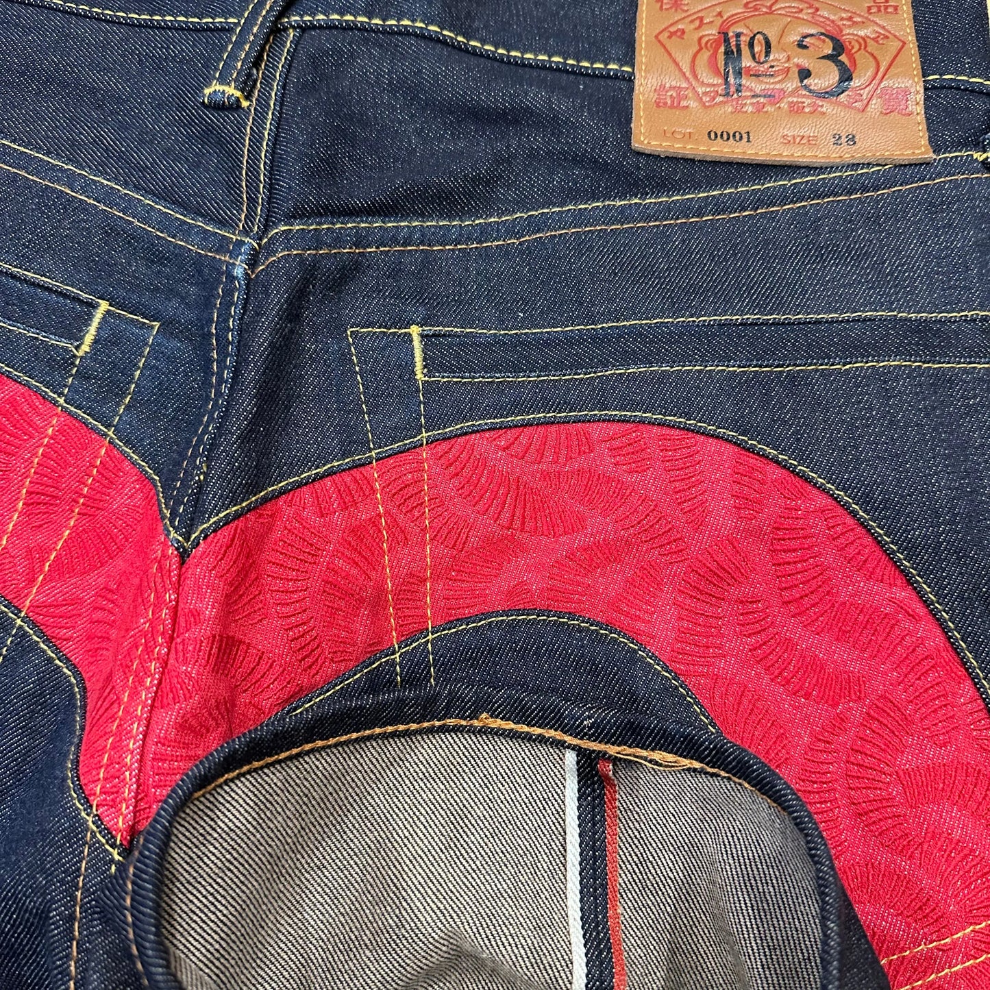 JEAN EVISU DAICOCK - W28 X L34 EVISU
