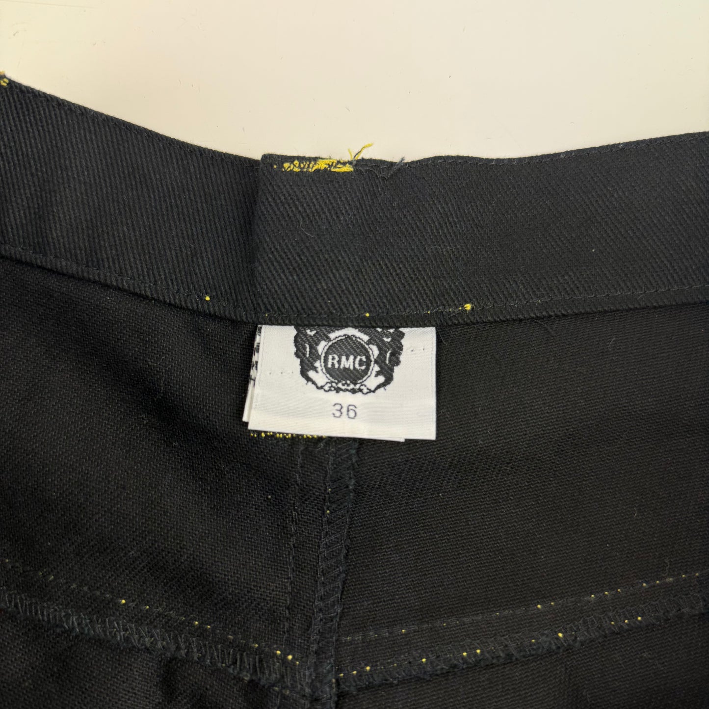 JORT RED MONKEY COMPANY - W36 RED MONKEY COMPANY