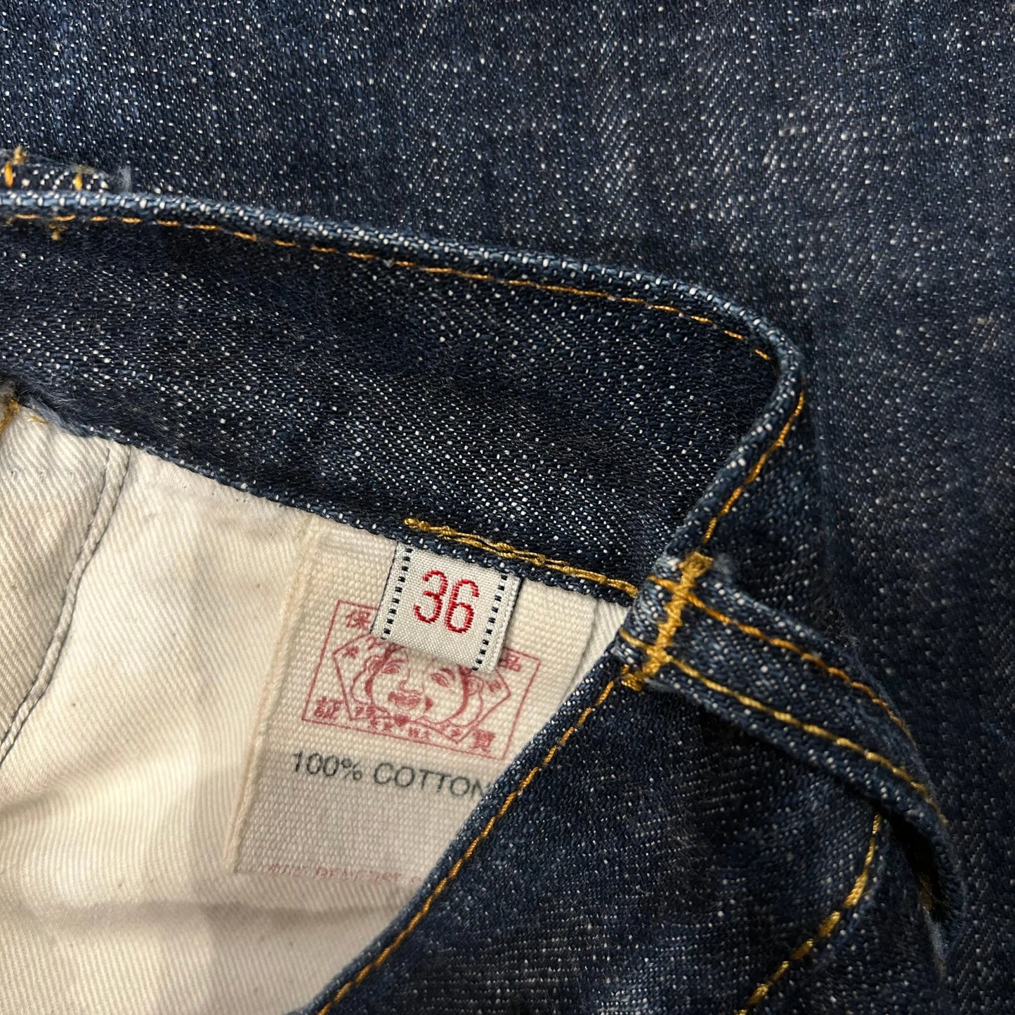 JEAN EVISU DAICOCK - W36 X L30 - BELYBENT